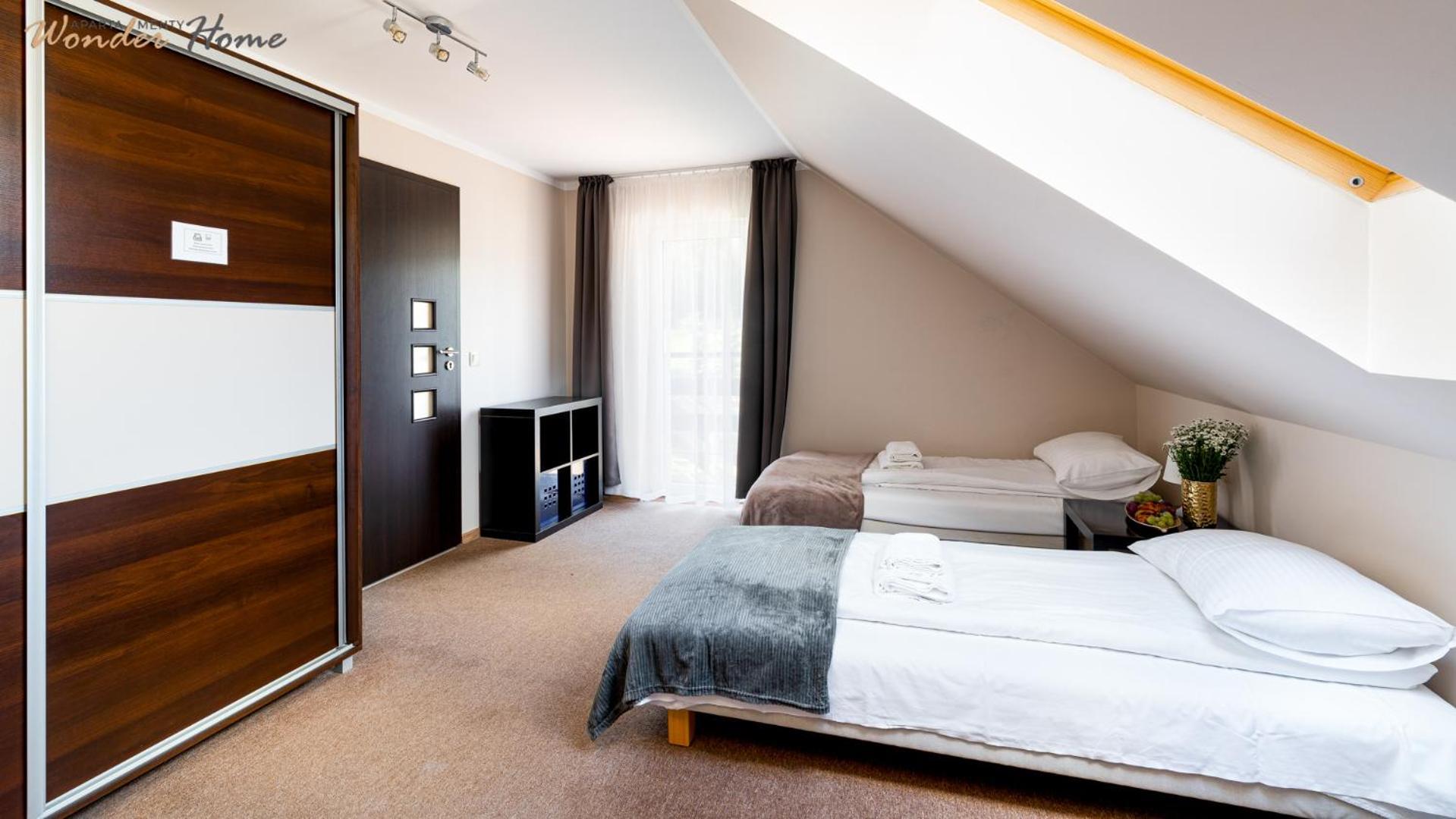 Apartamenty Czerwony Dworek - Duzy Teren Zielony, Plac Zabaw, Miejsce Na Grilla I Staw Z Mozliwoscia Wedkowania, Boisko Mysłakowice Extérieur photo